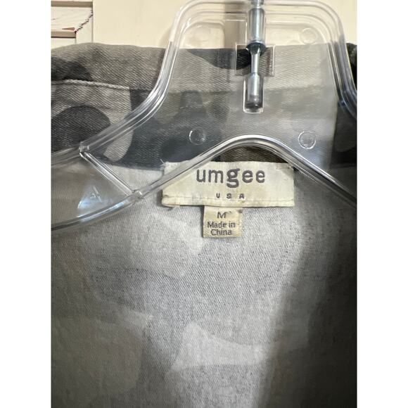 Umgee size medium women’s camouflage jacket raw hem - Picture 3 of 5